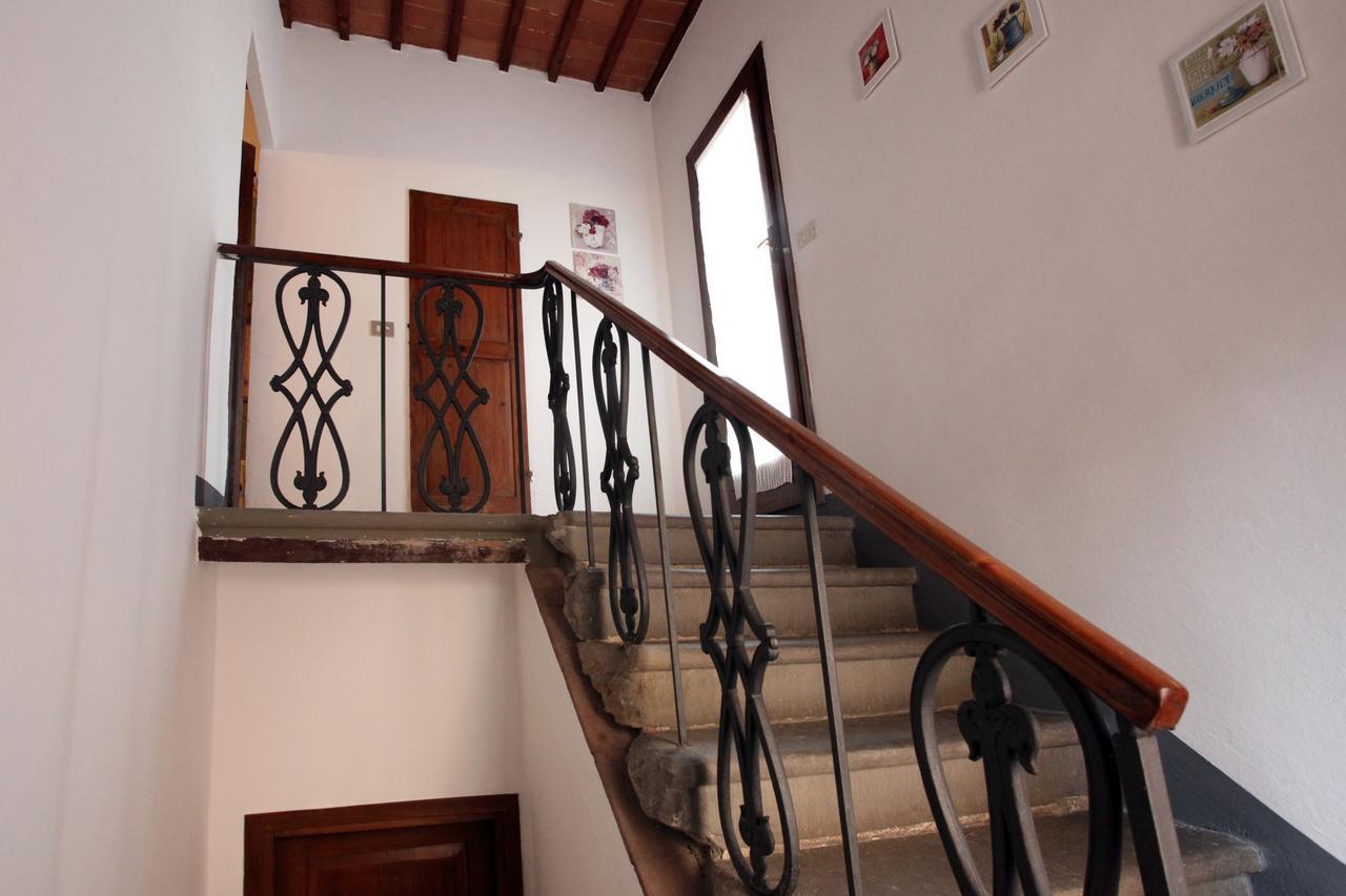 Casa Al Cantone Черталдо Екстериор снимка